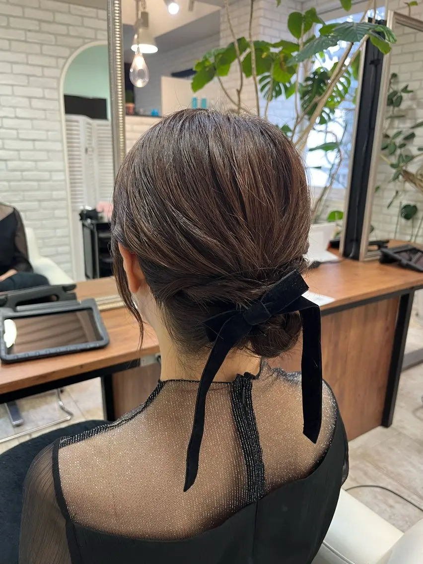 セミロング ヘアアレンジ 結婚式・ブライダル ヘアセット 0円カラーモデル🚺 ／坂本詩穂🌟彡のヘアスタイル