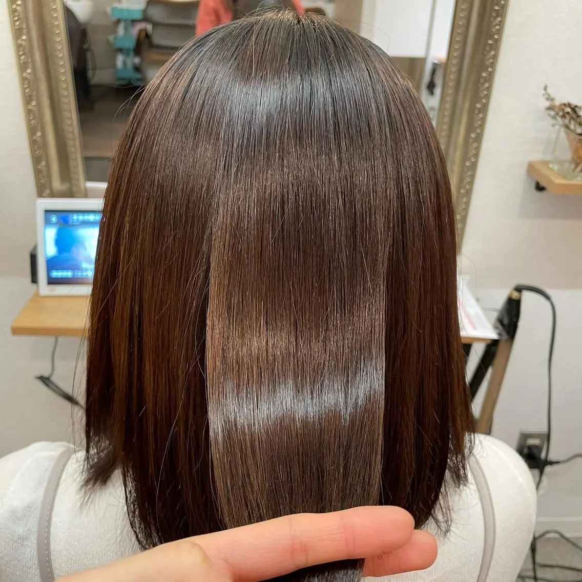 セミロング 齋藤 真由のヘアスタイル
