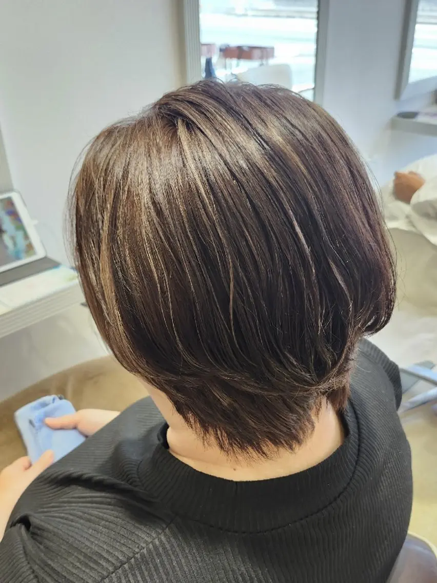 カラー ブリーチ ブラウンカラー ハイライトカラー カット ヘアカラー 暖色カラー/髪質改善 /メンズ🧡莉南のヘアスタイル