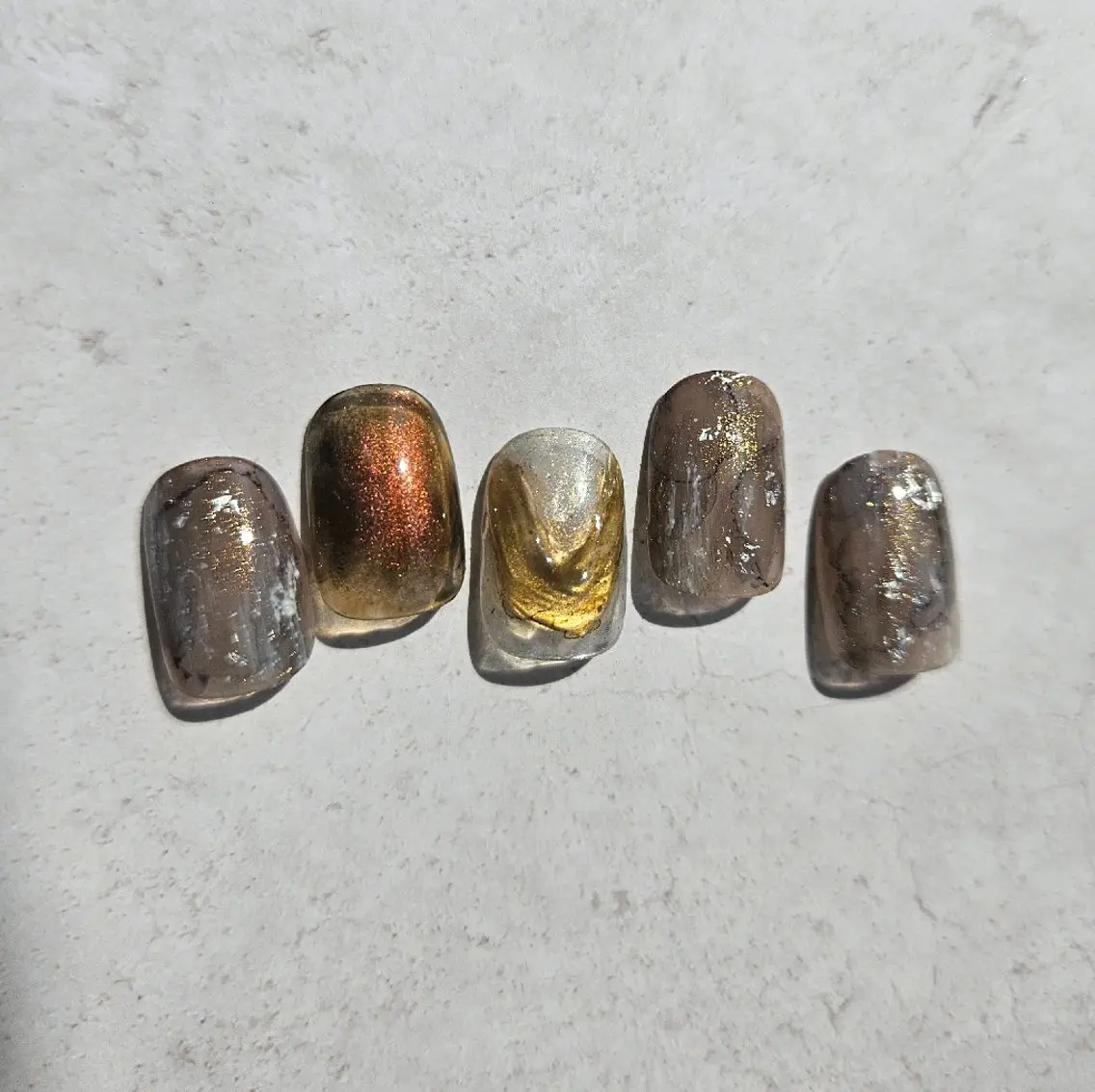ネイル キラキラネイル 夏ネイル ハンドネイル Nailsalon manoのネイルデザイン