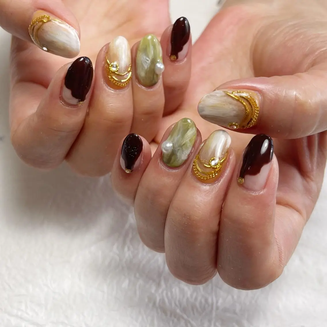 ネイル アートネイル フットネイル ジェルネイル キラキラネイル 韓国ネイル Y nail なんば堀江店のネイルデザイン