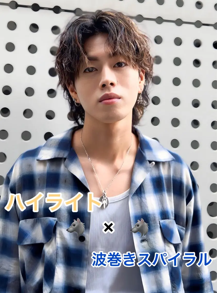 カラー パーマ メンズ メンズハイライト 波巻きパーマ メンズウルフカット ハイライトカラー ウルフカット カット パーマ 👑松山ストレート/ メンズヘア/龍仁👑のヘアスタイル