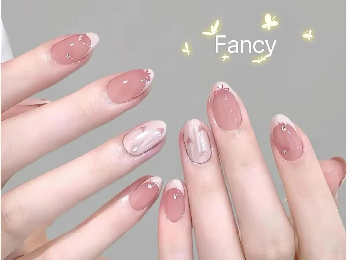 ネイル チークネイル 長さ出し フットネイル フレンチネイル ジェルネイル Fancyネイル サロン練馬店のネイルデザイン