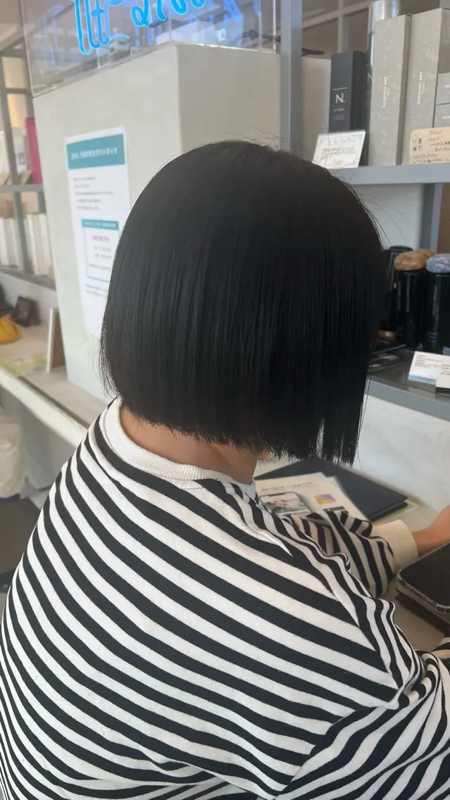 ショート 切りっぱなしボブ ボブ 中村 香菜のヘアスタイル
