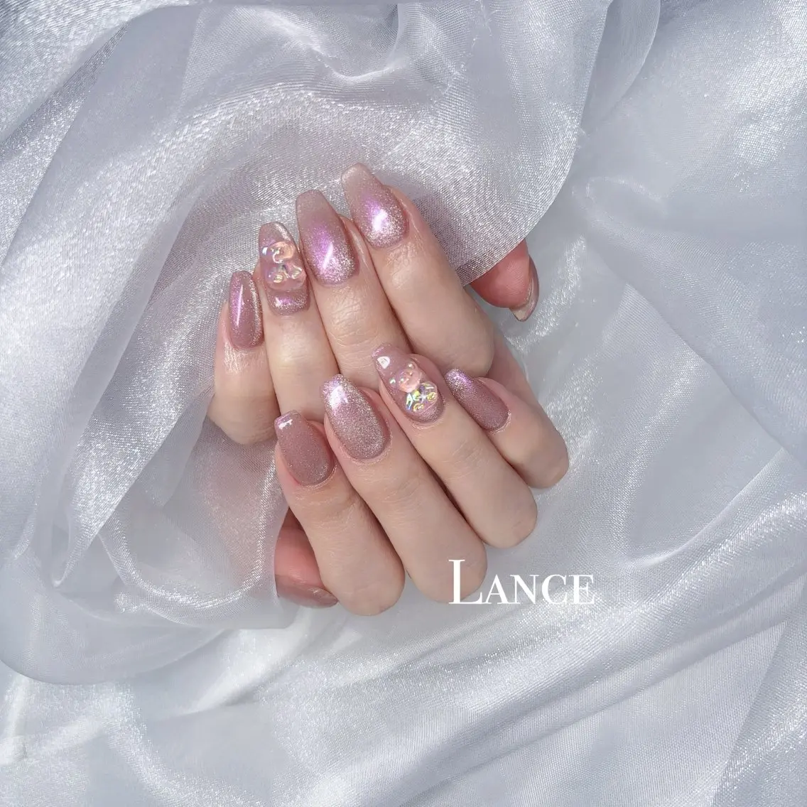 ネイル キラキラネイル 韓国ネイル 春ネイル ワンホンネイル 冬ネイル ハンドネイル Lance nailのネイルデザイン