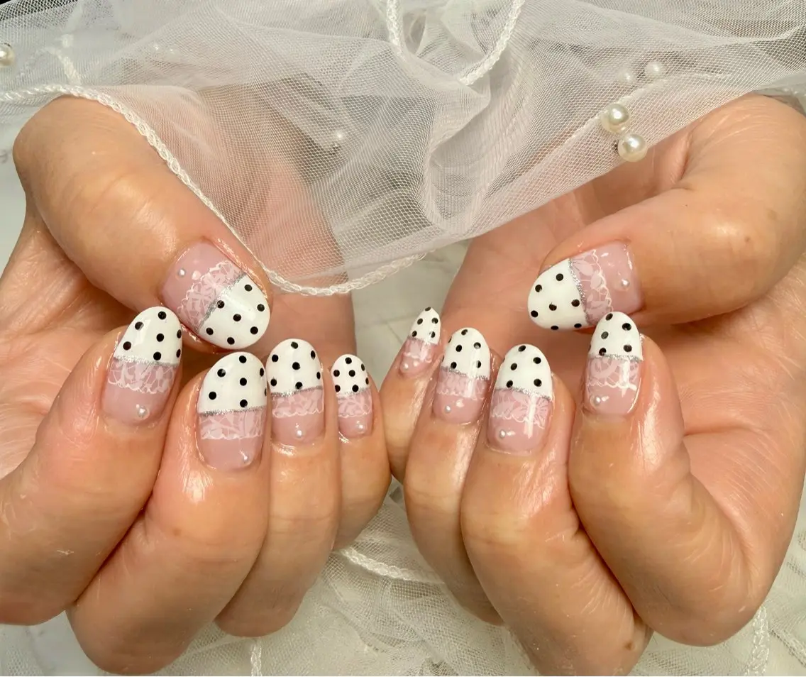 ネイル アートネイル チークネイル ドット フラッシュネイル フラッシュマグ Mai’s nailのネイルデザイン