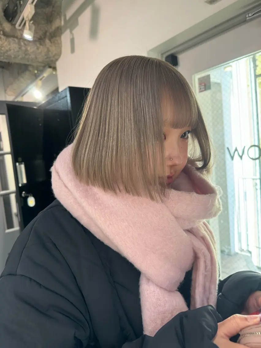 ショート カラー ヘアカラー トリートメント ハイトーン&髪質改善 ＆韓国エクステ🤎のヘアスタイル