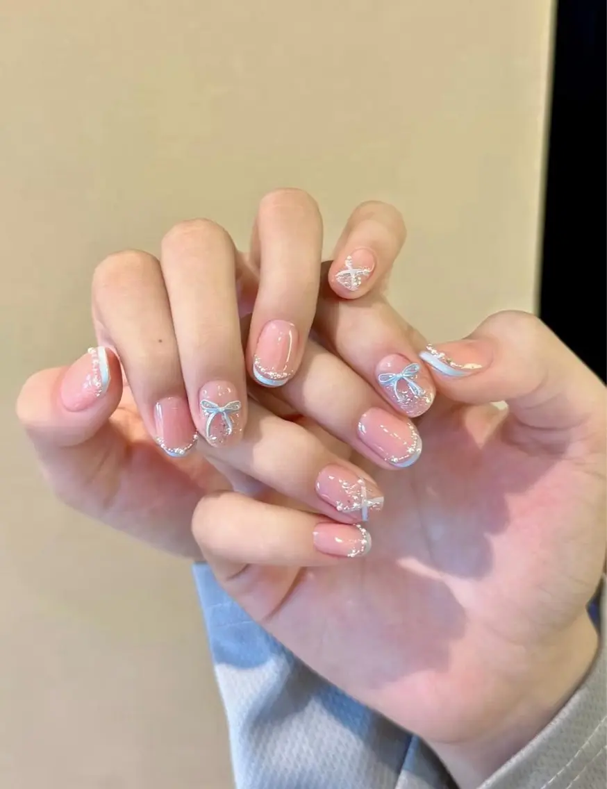 ネイル アートネイル チークネイル 氷ネイル・うるうるネイル 韓国ネイル マグネットネイル ハンドネイル NAILS168 新大久保店のネイルデザイン