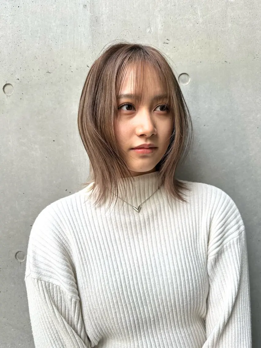 ミディアム レイヤーカット 可愛いベージュ作る 美容師/あかね🧸のヘアスタイル