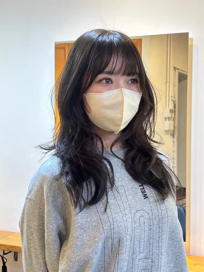 セミロング カラー ナチュラル大人っぽい スタイル　MAORIのヘアスタイル