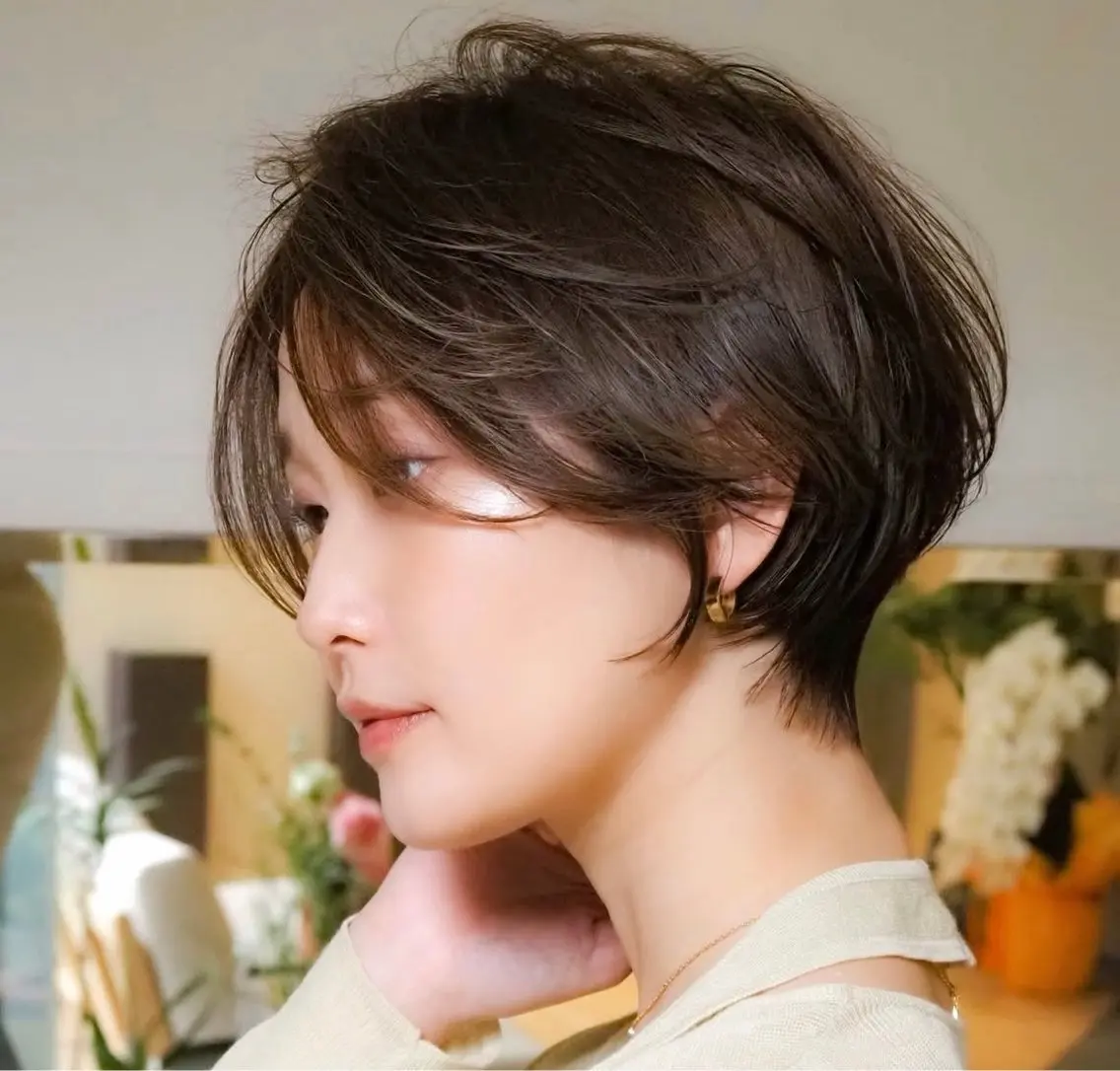 【4月限定】ショートカット無料モデルの写真