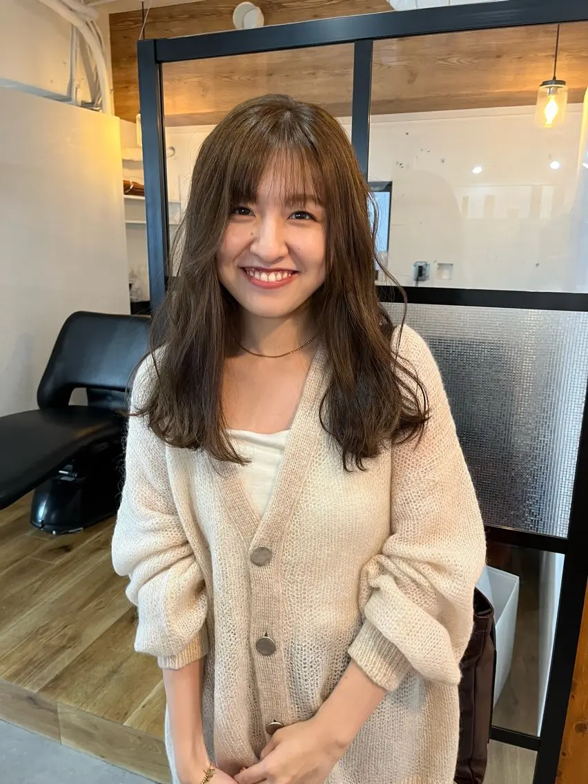 ミディアム カラー ヘアアレンジ Amour Akala.hkのヘアスタイル