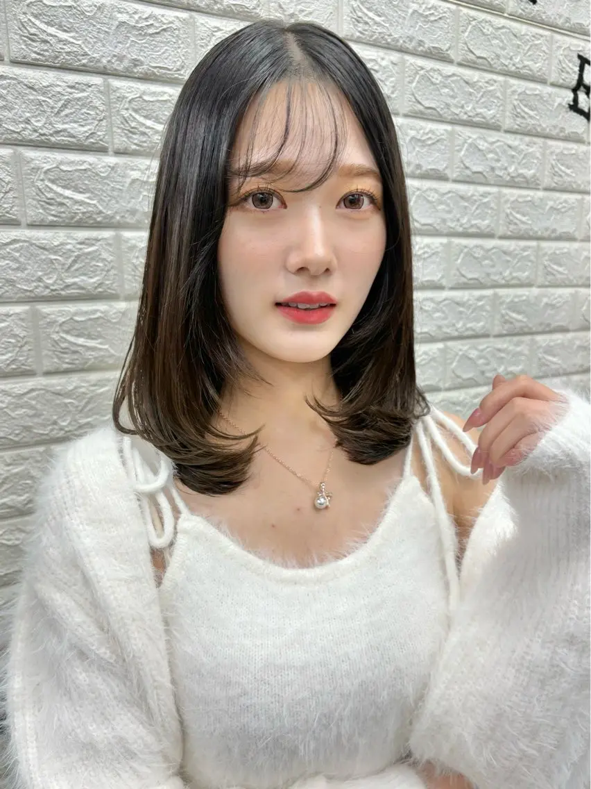 セミロング 髪質改善 縮毛矯正 すぐ巻ける縮毛矯正 🍀勝倉　麗のヘアスタイル