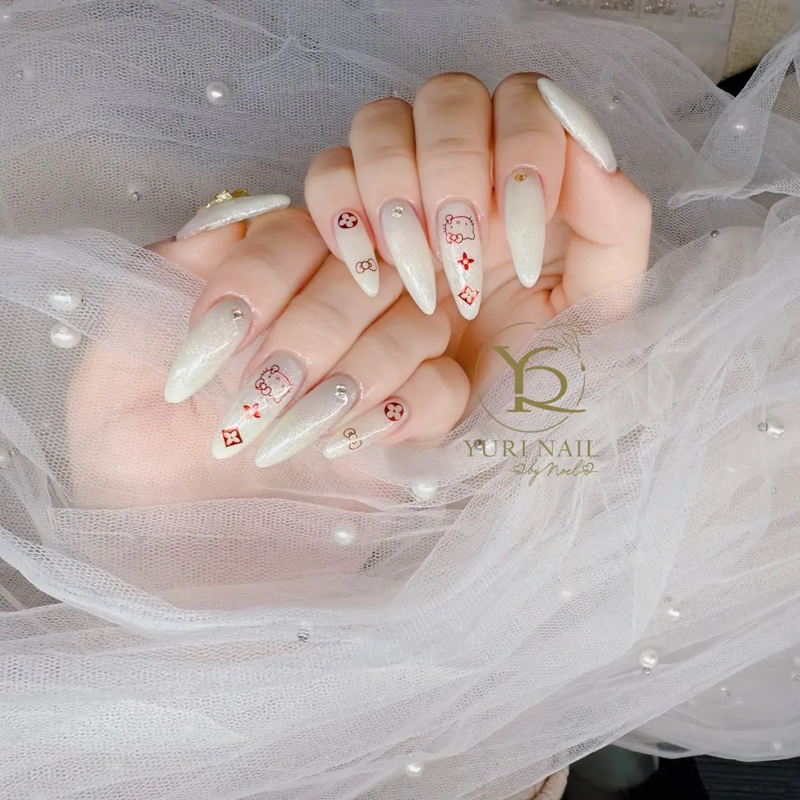 ネイル チークネイル フットネイル 韓国ネイル ニュアンスネイル オフィスネイル ハンドネイル フットネイル ハンドケア YURI Nail NARITAのネイルデザイン