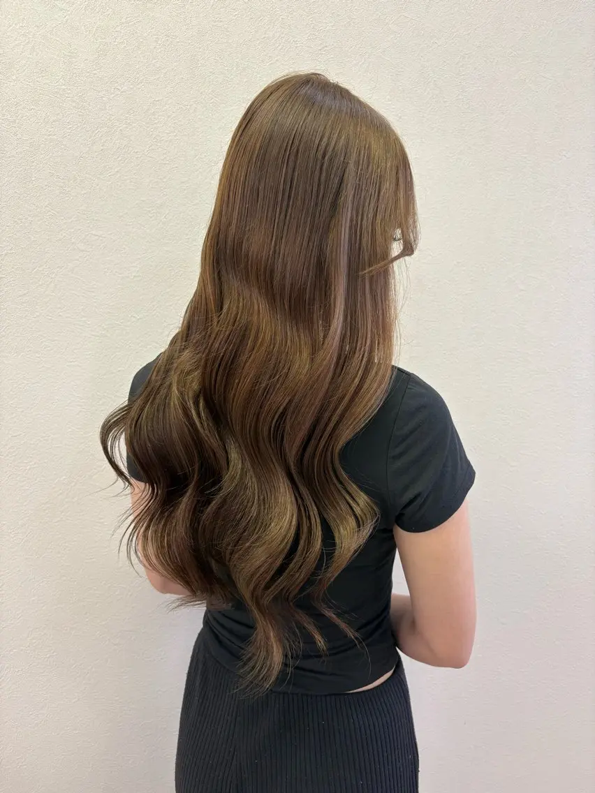 ロング カラー ヘアカラー TIDEHAIR 敬吾のヘアスタイル