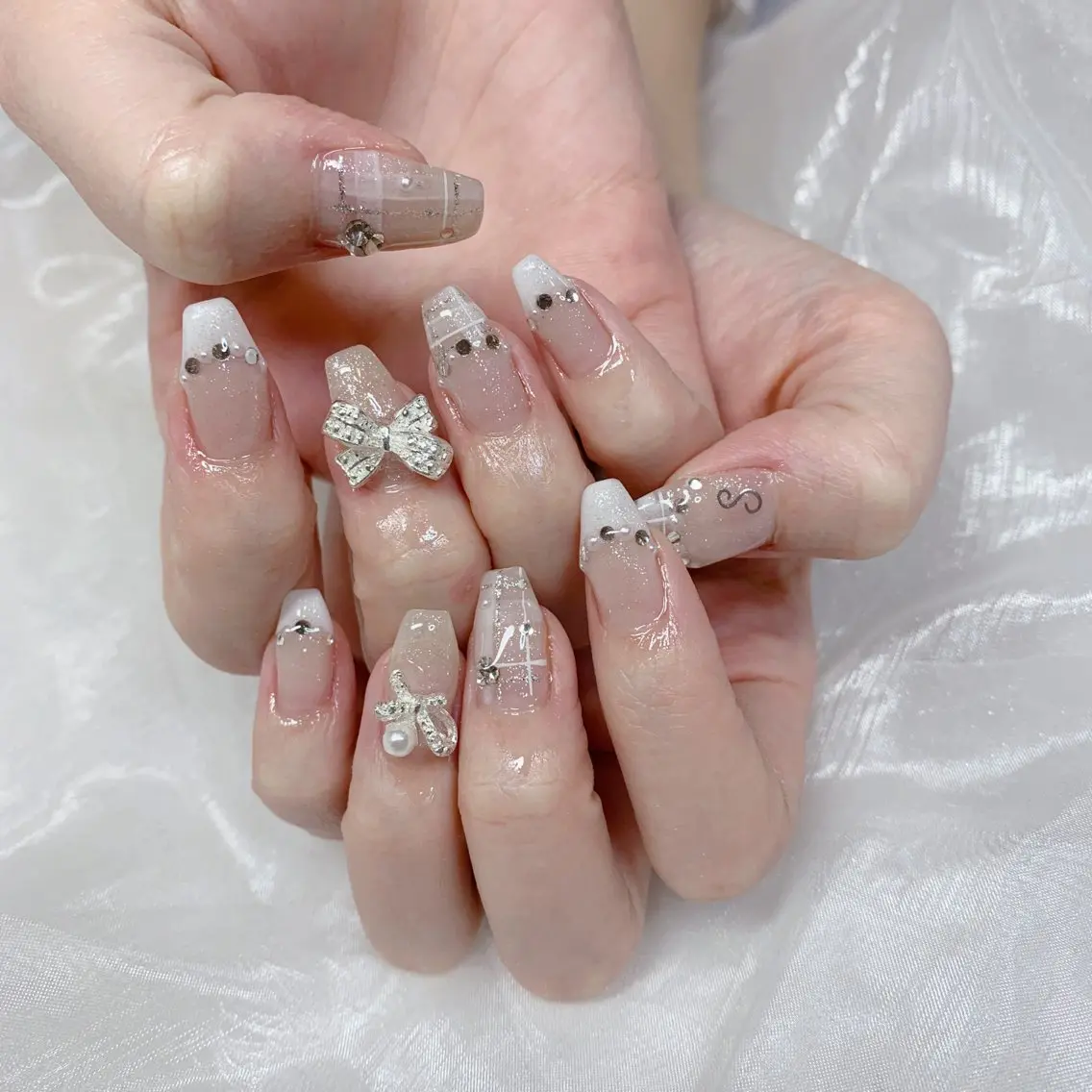 ネイル ハンドネイル La neige* yuki 🐩🌙のネイルデザイン