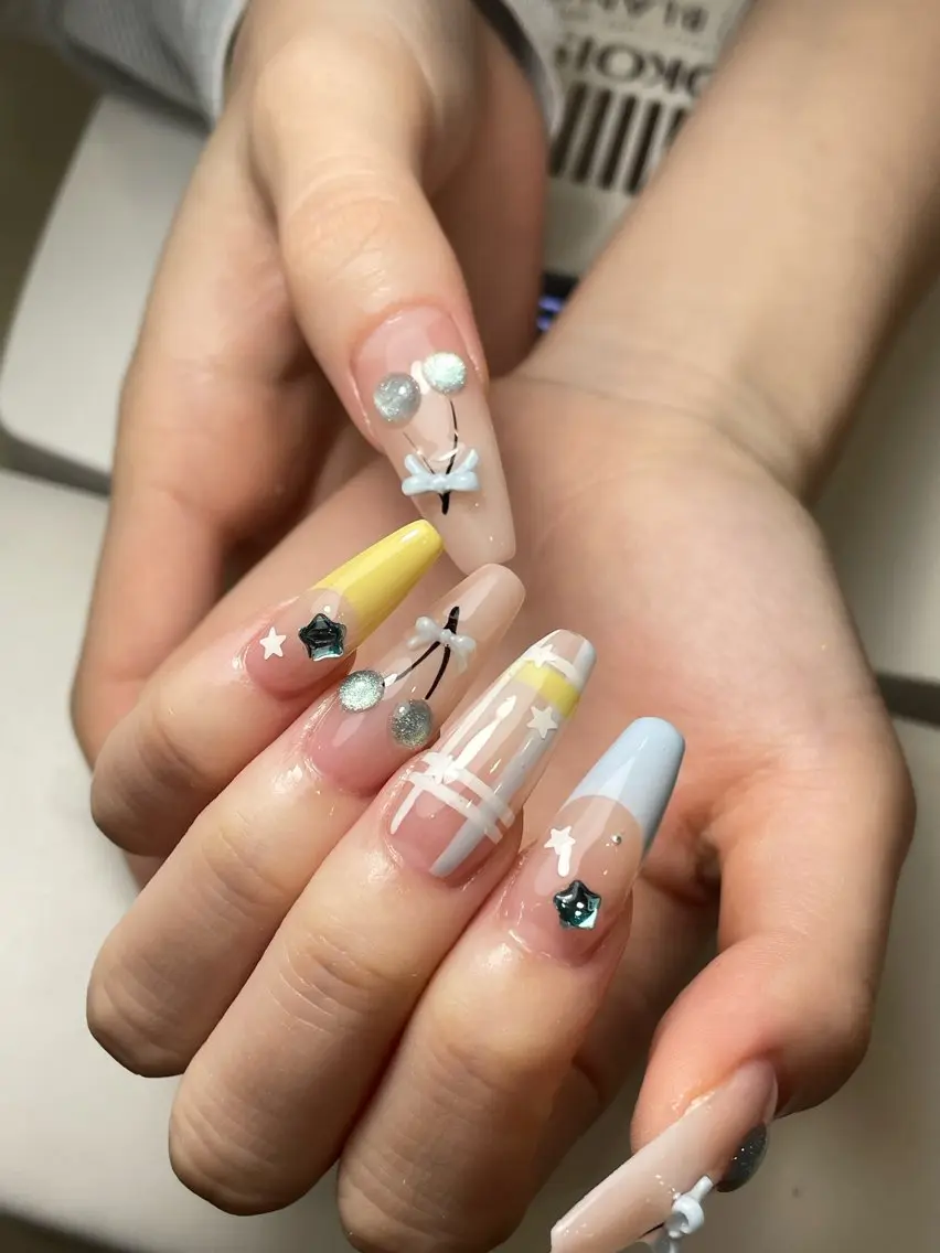 ネイル ハンドネイル LYYM Salon ユキのネイルデザイン