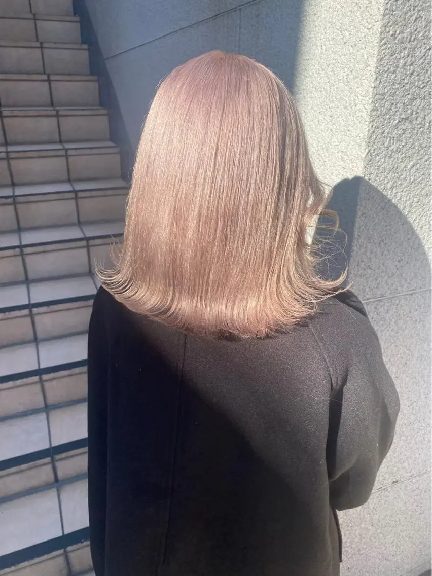 ミディアム ヘアカラー トリートメント モテ艶🪄ベージュ カラー🧸RUKAのヘアスタイル