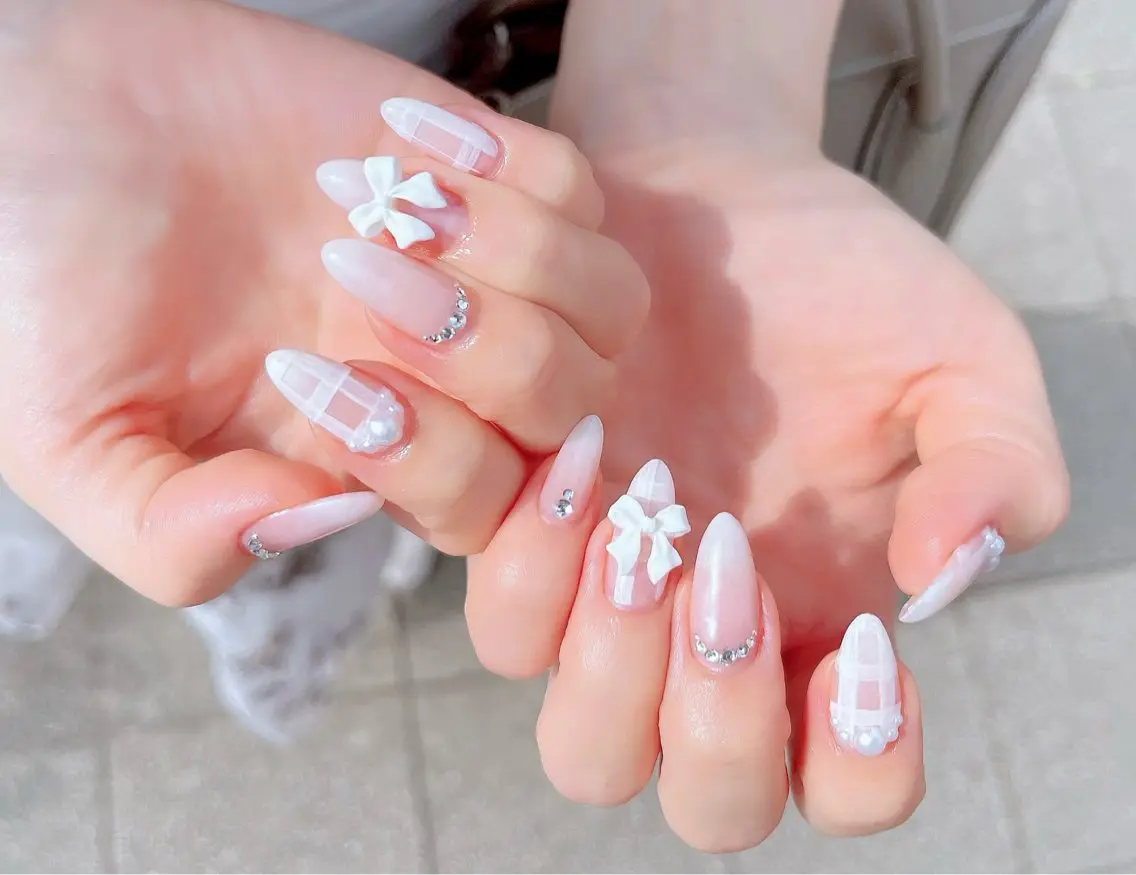 ネイル ハンドネイル ハンドケア Nailsalon Eve（イヴ）のネイルデザイン