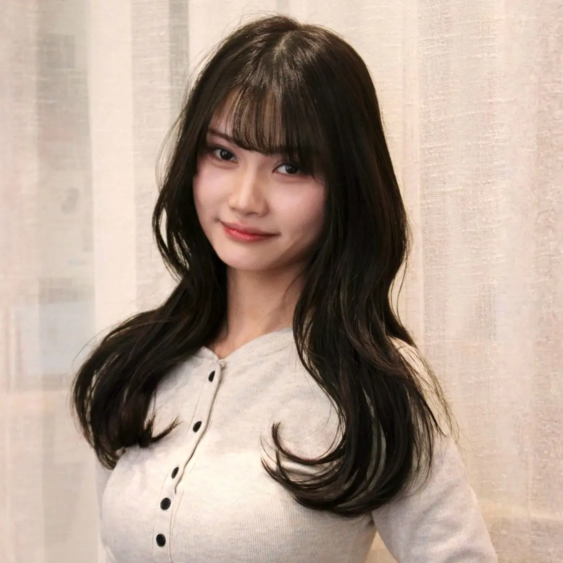 ロング カラー マエダルイ🌐 レイヤースタイルのヘアスタイル