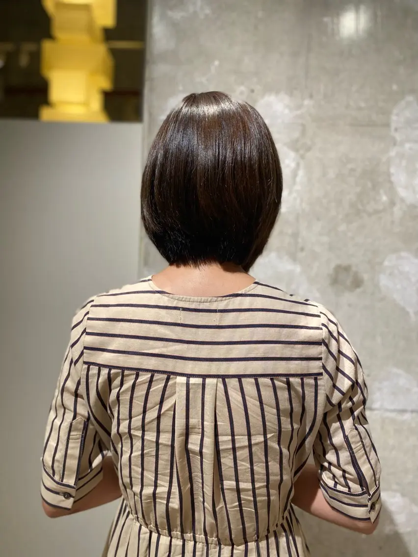 ショート カラー パーマ 縮毛矯正 大西 里佳のヘアスタイル