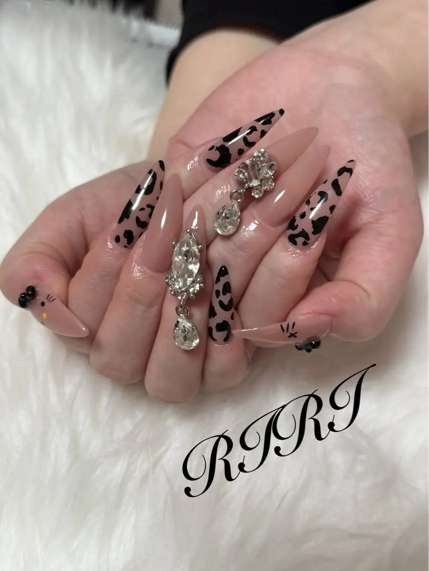 ネイル ジェルネイル ロングネイル スカルプネイル シンプルネイル 冬ネイル ハンドネイル riri オーナーのネイルデザイン