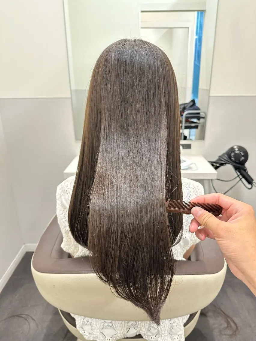 ロング カラー グレージュ オリーブグレージュ オリーブグレー 髪質改善 トリートメント カット ヘアカラー トリートメント 【美髪矯正 /髪質改善】RINのヘアスタイル