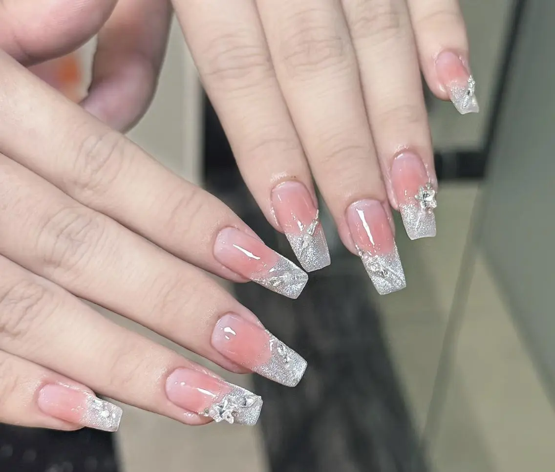 ネイル ハンドネイル 🎀 UU_nailのネイルデザイン