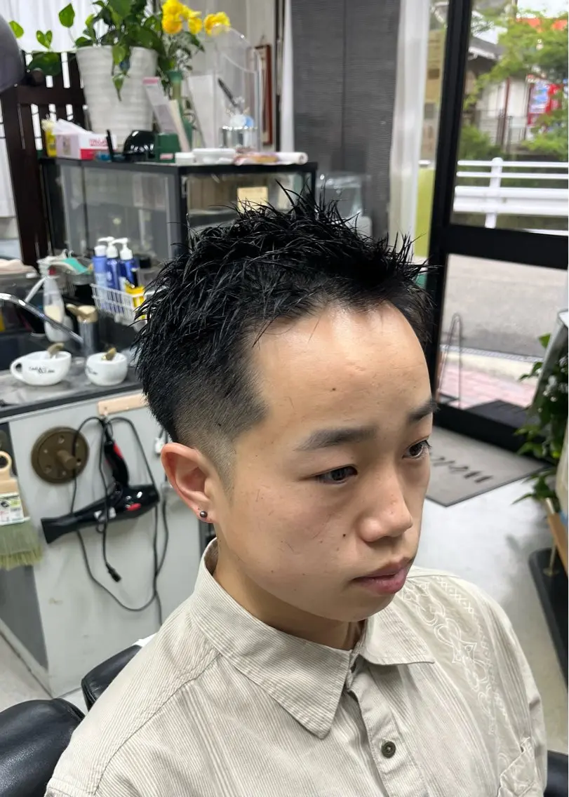 ショート メンズ スパイキーショート ショートヘア 中野 あおいのヘアスタイル