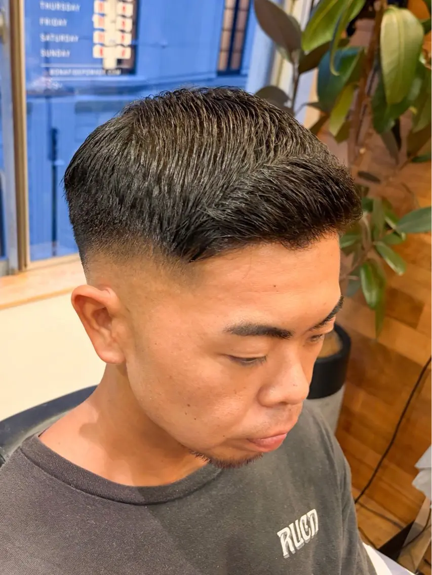 ショート メンズ フェードカット スキンフェード カット 三宮メンズカット ヨシイッキのヘアスタイル