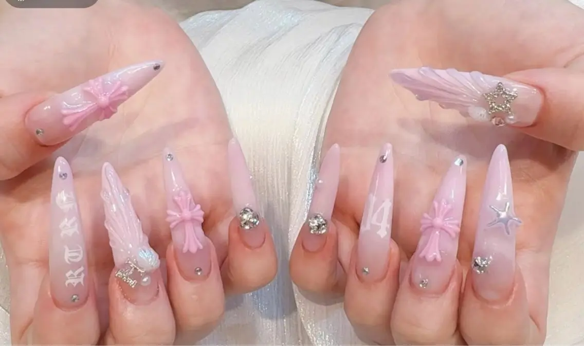 ネイル ハンドネイル Luvia harumiのネイルデザイン