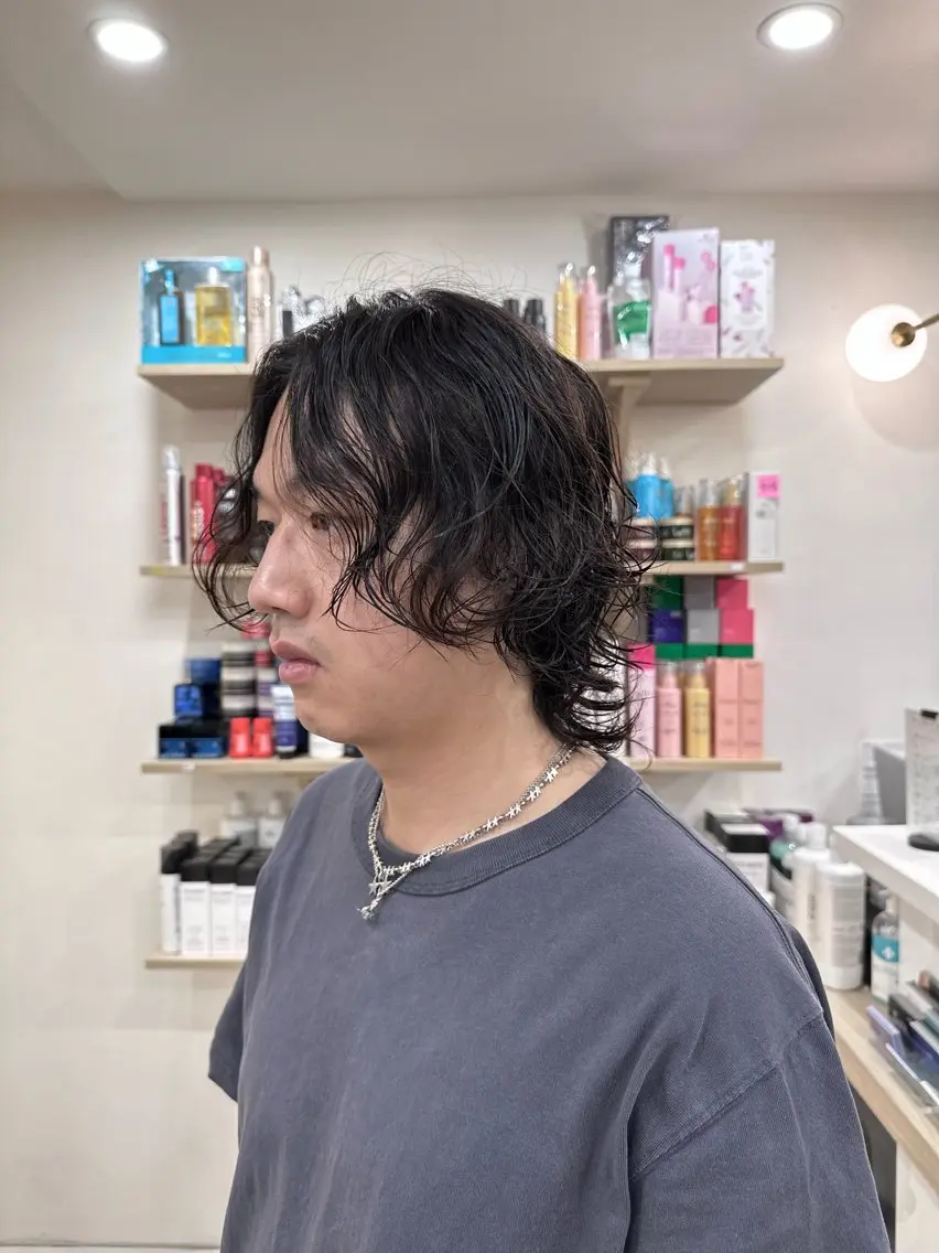 ミディアム パーマ メンズ ミディアムパーマ メンズパーマ Yuki☺︎パーマ レイヤーカットのヘアスタイル
