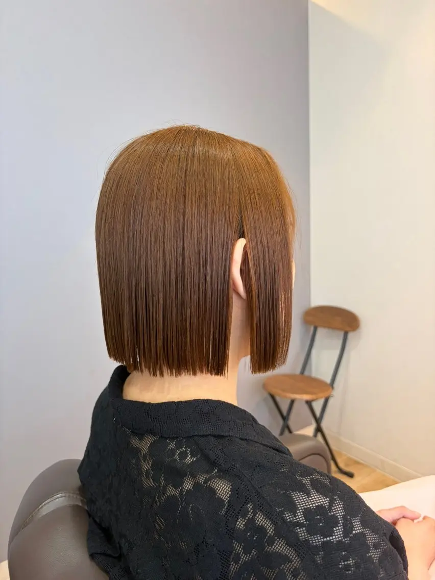 ミディアム ボブ カット ヘアカラー トリートメント GeeNY / Reikaのヘアスタイル