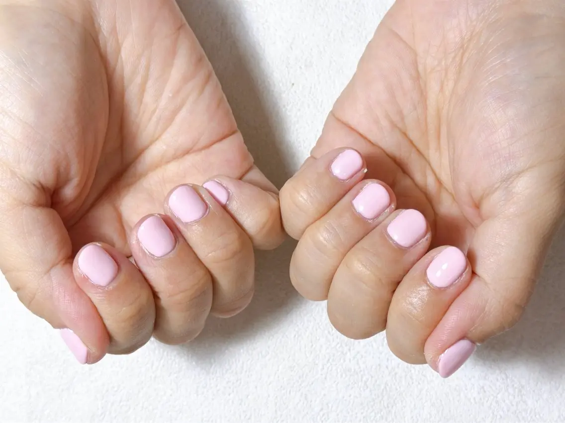 ネイル オーロラネイル フットネイル フレンチネイル ジェルネイル マグネットネイル ハンドネイル mogunail &blowのネイルデザイン
