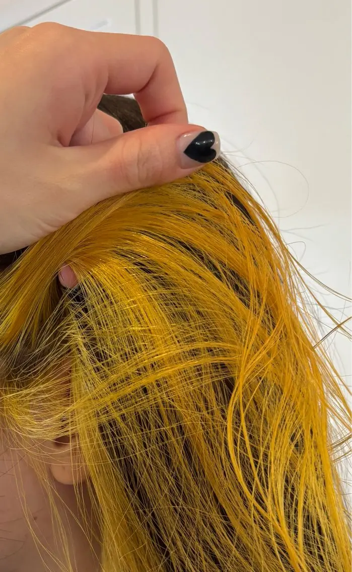 カラー ヘアカラー miku 🫧のヘアスタイル