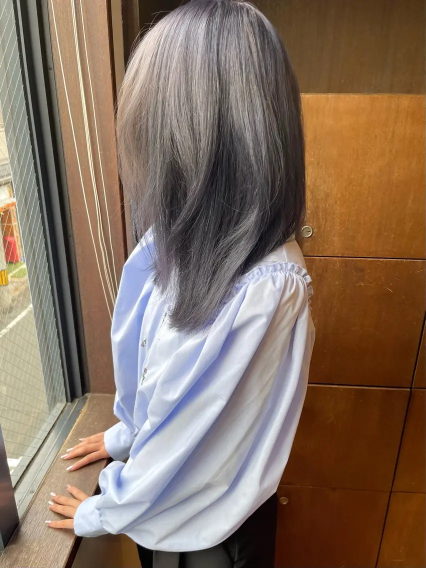 ミディアム カラー ラベンダーカラー ラベンダーグレー カット ヘアカラー トリートメント 田室 和幸のヘアスタイル