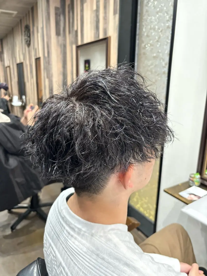 パーマ メンズ パーマ職人🔥／短髪 執行役員／YUTAのヘアスタイル