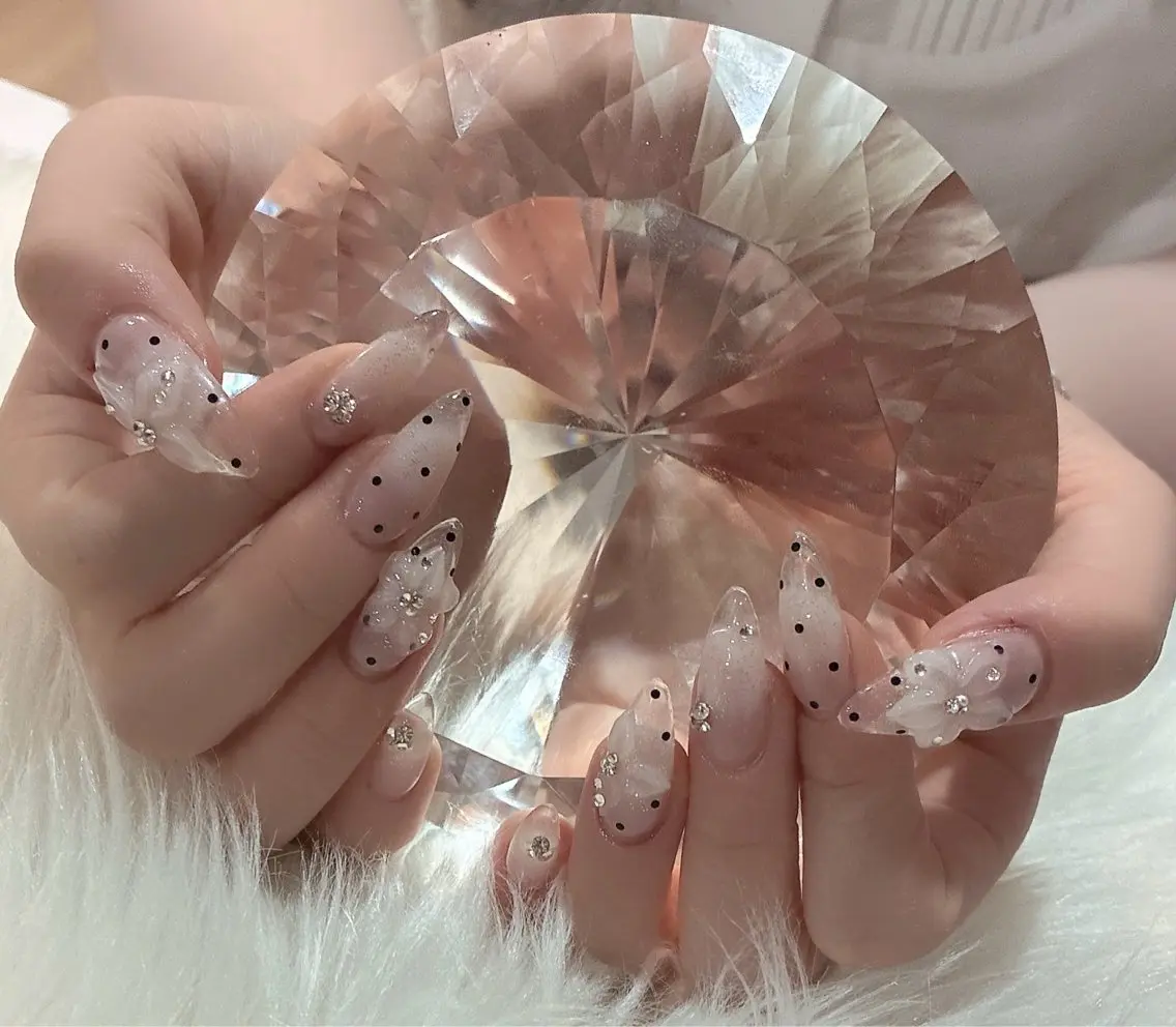 ネイル ハンドネイル LoaChaton kaeのネイルデザイン
