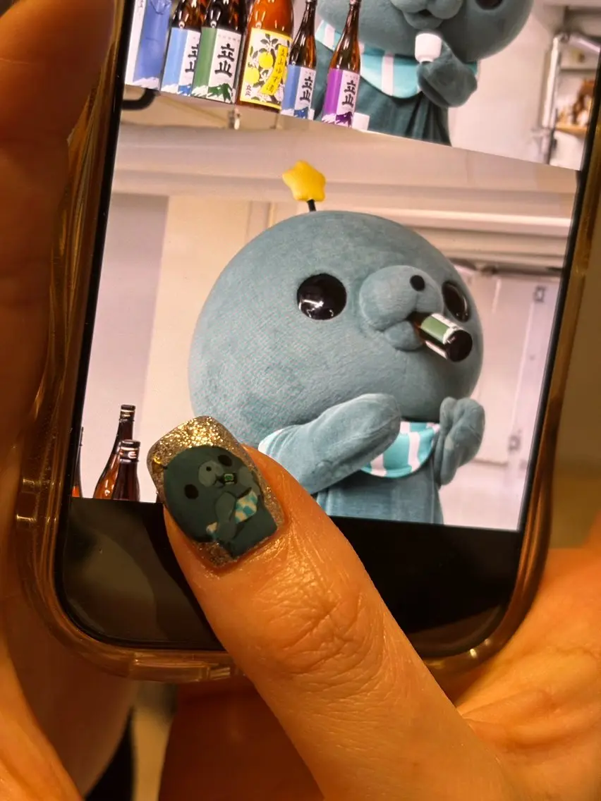 ネイル アートネイル .8 HAREのネイルデザイン