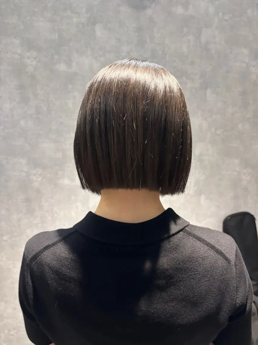 ショート カラー カット ヘアカラー トリートメント 🌐NATSUMI 🌐【寒色カラー】のヘアスタイル
