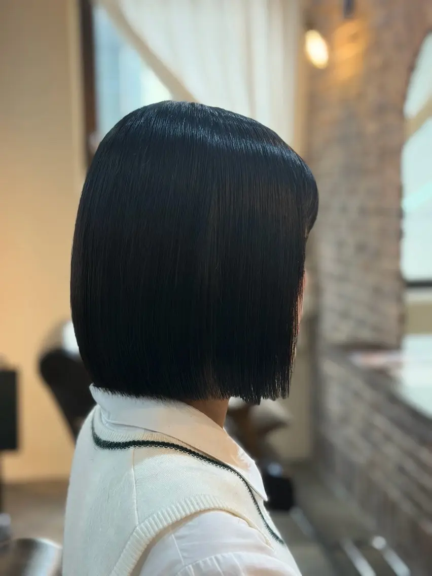 ショート ボブ カット トリートメント 縮毛矯正/暖色系 /徳田真緒のヘアスタイル
