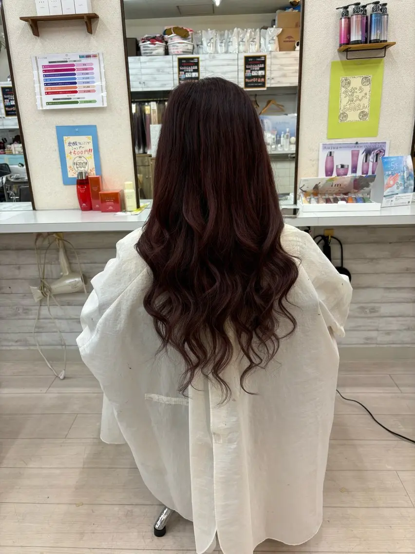 ロング ヘアカラー トリートメント 艶カラー🫧/シール エクステRYOKAのヘアスタイル