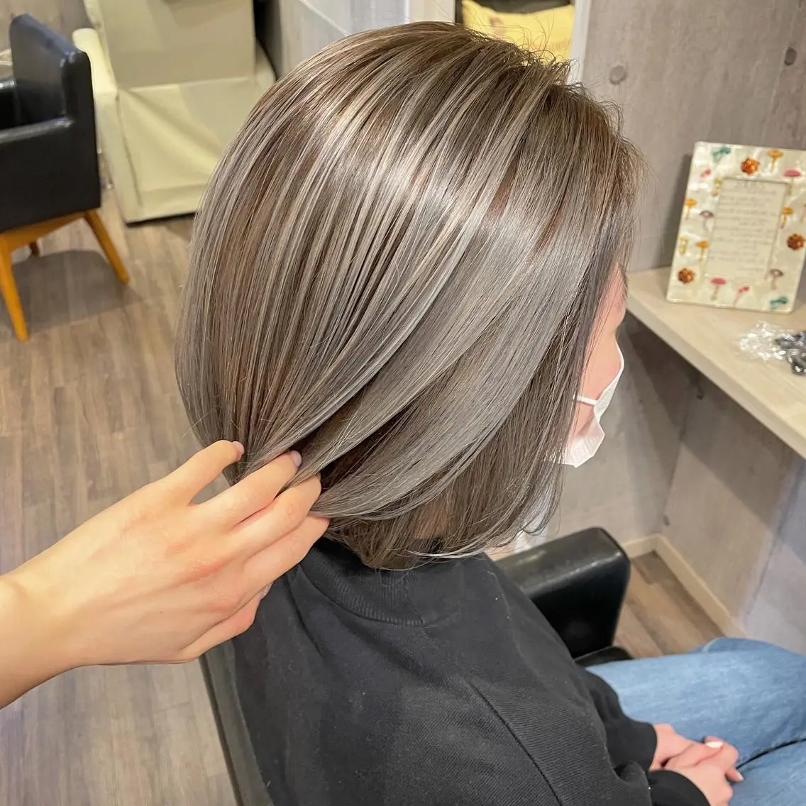 カラー シルバー 🎀 MIYUKIのヘアスタイル