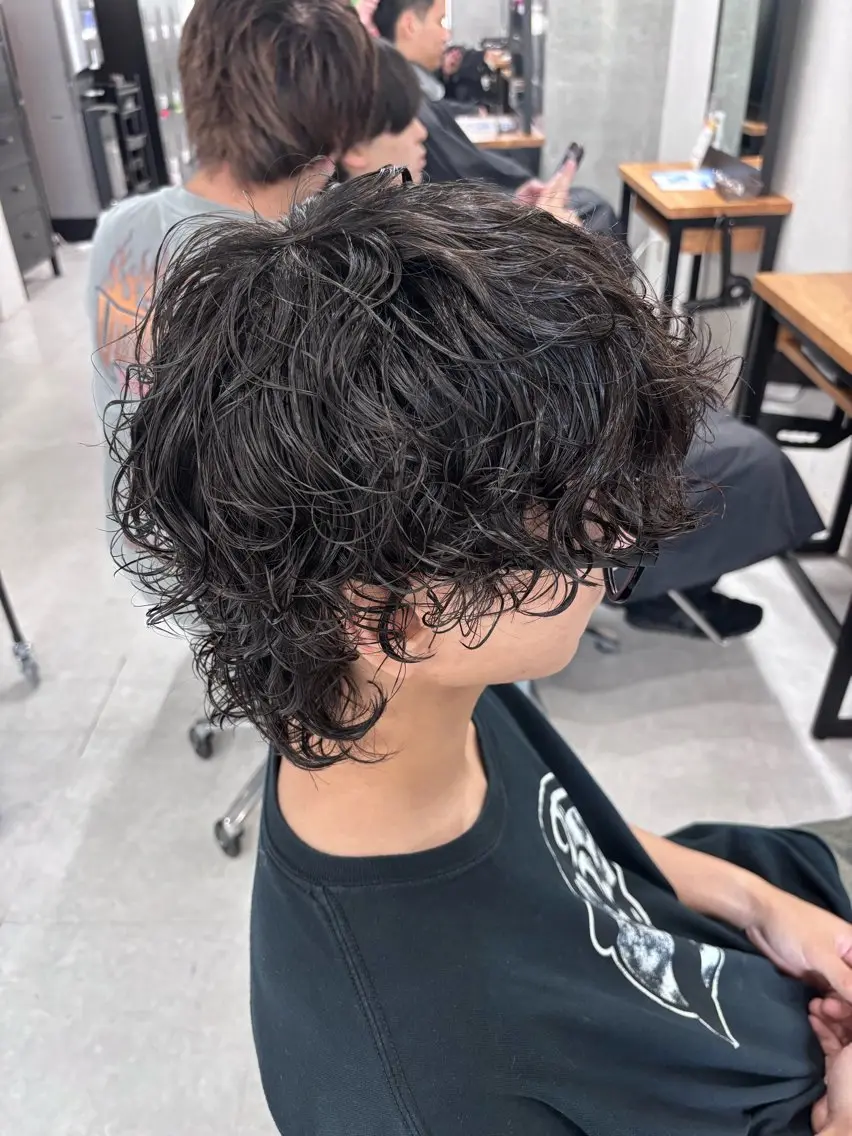 パーマ メンズ カット パーマ トリートメント ヘッドスパ ヘアセット パーマキング 🇰🇷yutoのヘアスタイル
