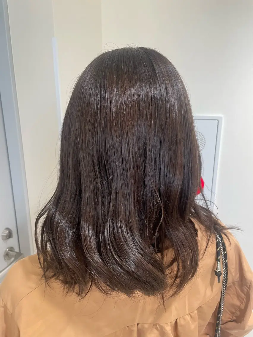ミディアム カラー ヘアカラー NaVIユウジ 透明感カラーのヘアスタイル