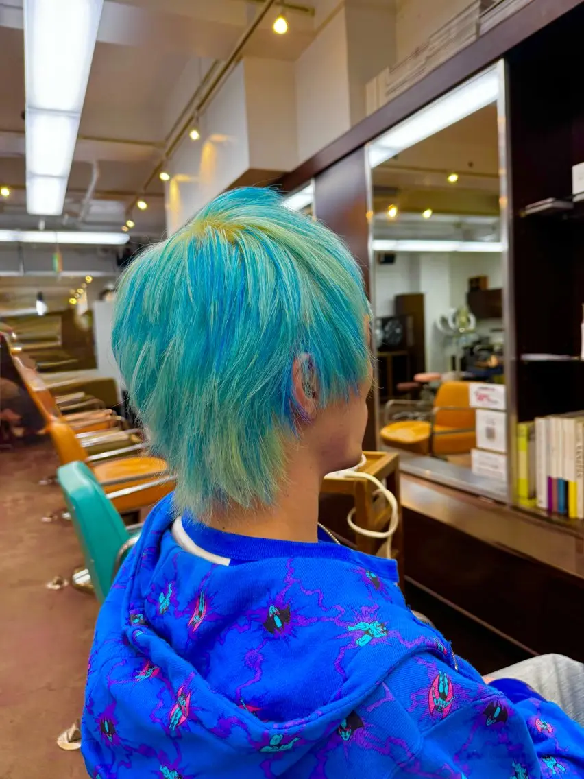 ショート ハイライト ウルフカット 菊池 大佑のヘアスタイル