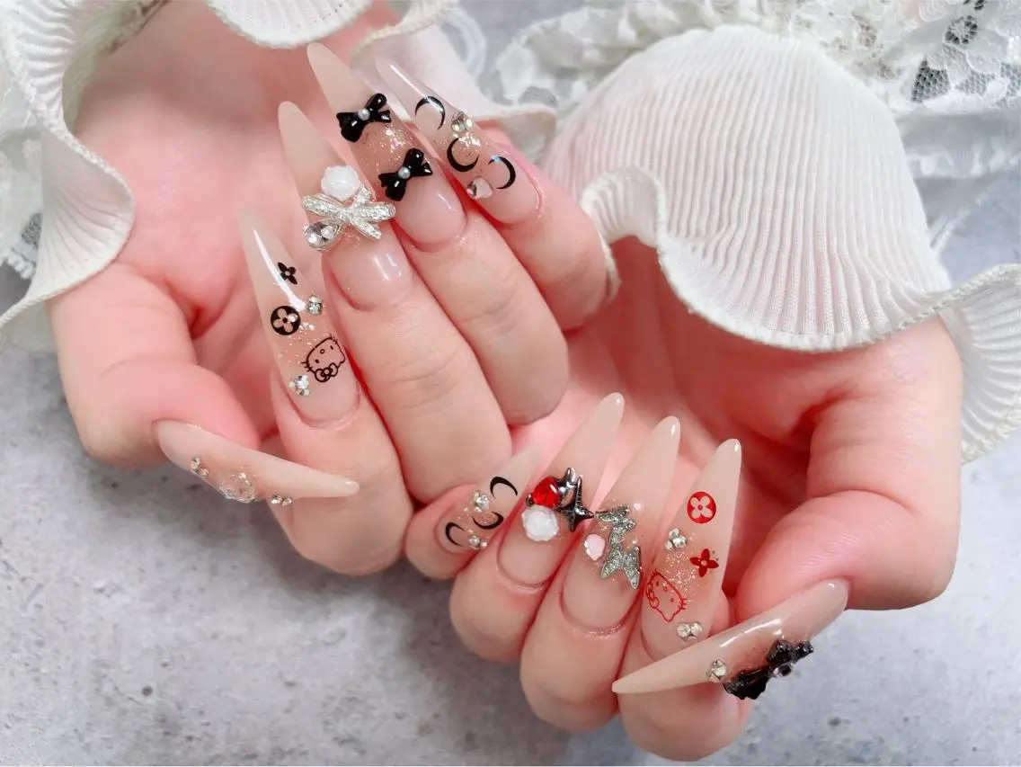 ネイル ハンドネイル 🩷Yun nail Salon 本店🩷のネイルデザイン