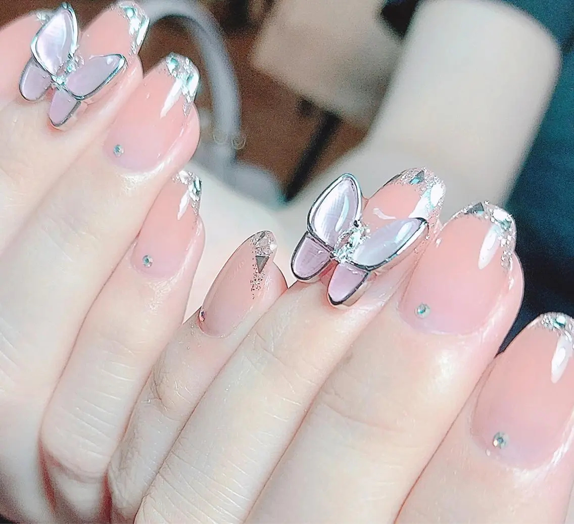 ネイル フレンチネイル ガラスフレンチ ブライダルネイル ハンドネイル Nailsalon 'uluのネイルデザイン