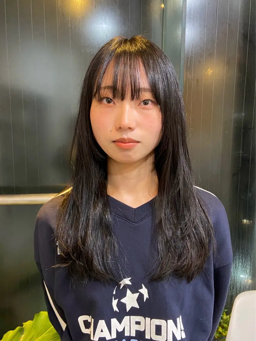ロング カット トリートメント レディースカット🎀 NANAHAのヘアスタイル