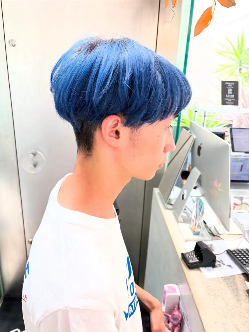 ショート カラー ブリーチ ブルーカラー カット インナーカラー/天神 ブリーチ/吉田のヘアスタイル